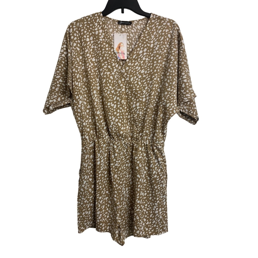 NWT PrettyGarden Tan White Spot Print V-Neck Elastic Waist Romper Size M NEW